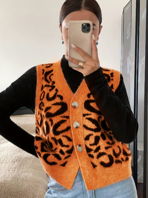 JADE™ - Cozy Leopard Print Sweater Vest for All Seasons